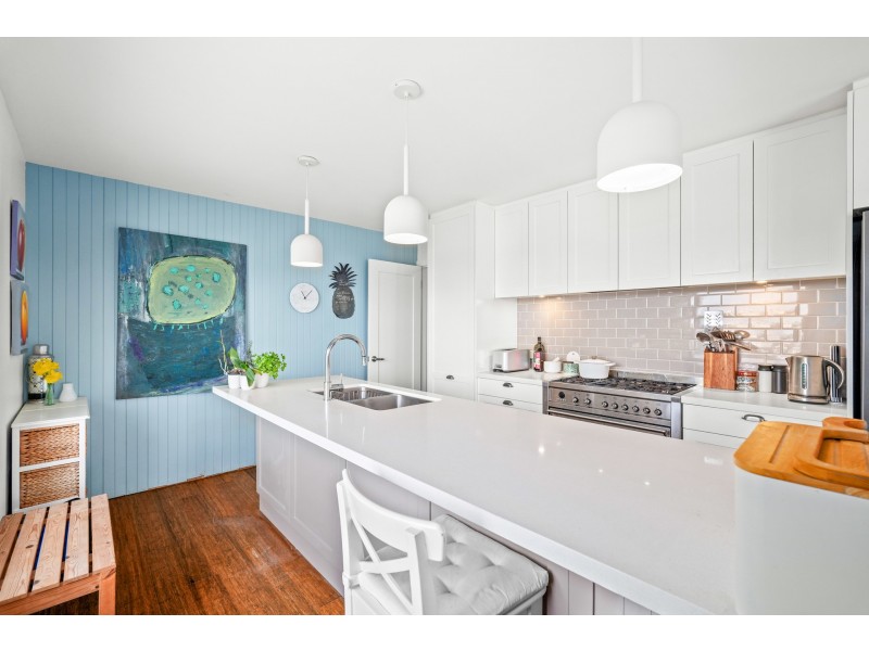 10 Barnhill Road, Terrigal NSW 2260