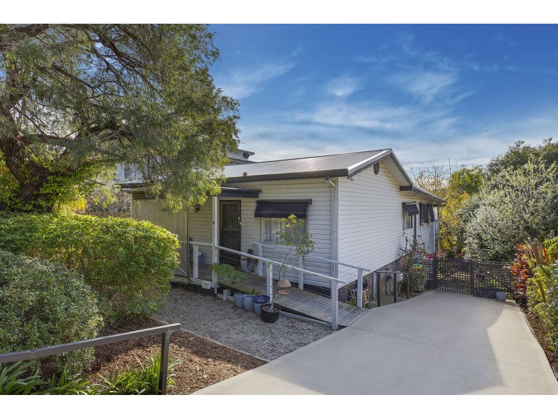 19 Hilltop Road, Wamberal NSW 2260