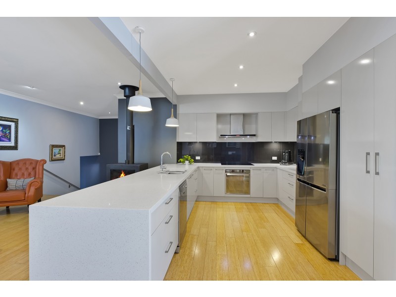 10 Lumeah Avenue, Wamberal NSW 2260