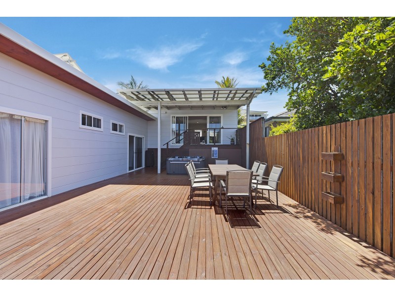 10 Lumeah Avenue, Wamberal NSW 2260