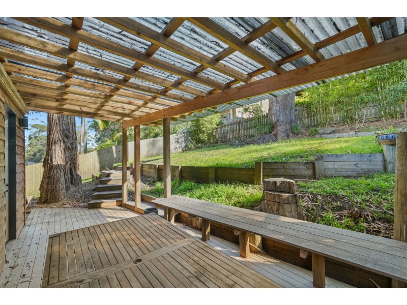 71 Lake Shore Drive, North Avoca NSW 2260