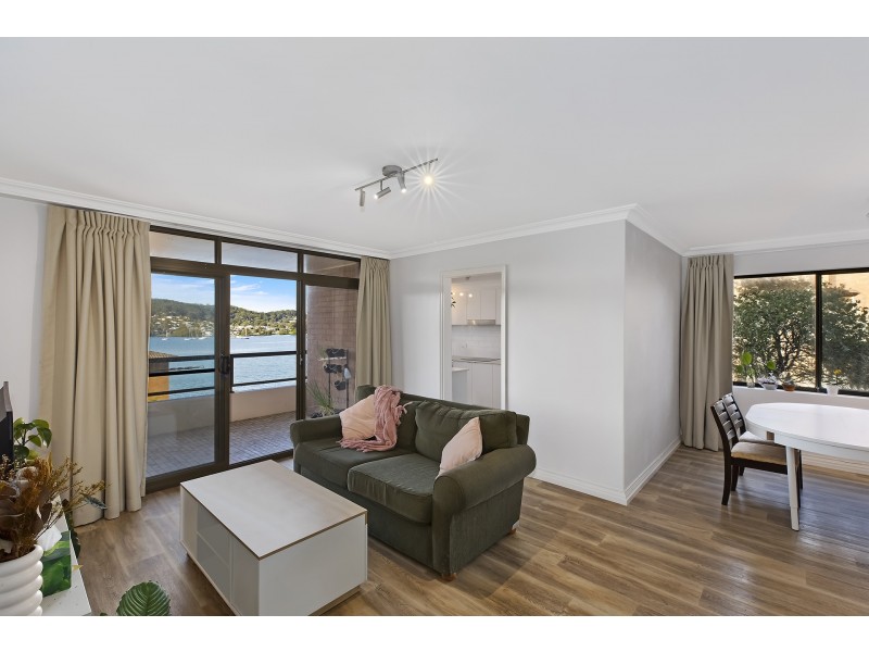 4/1 Wharf Street, East Gosford NSW 2250