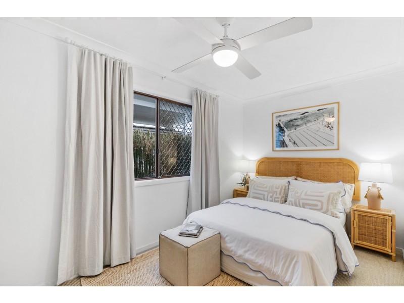 82 Lowanna Avenue, Forresters Beach NSW 2260