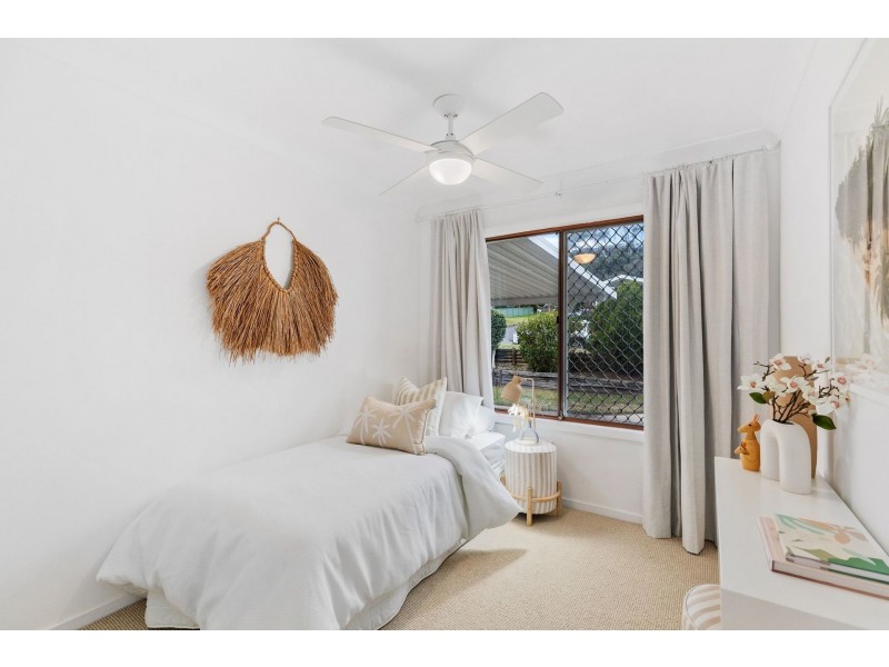 82 Lowanna Avenue, Forresters Beach NSW 2260