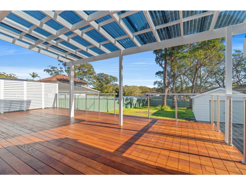 28 Poplars Avenue, Bateau Bay NSW 2261