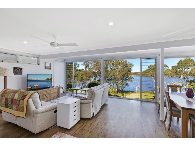 98 Blue Bell Drive, Wamberal NSW 2260