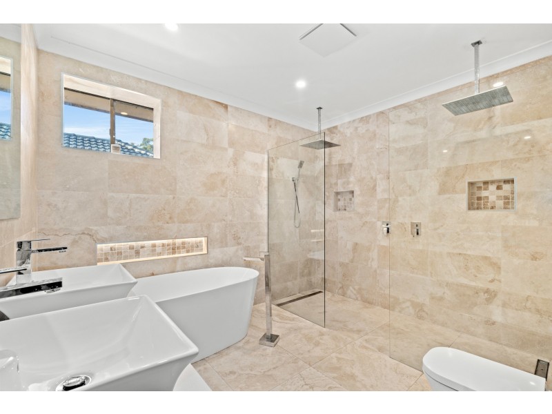 22 Windsor Road, Wamberal NSW 2260