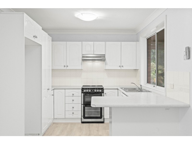 2/33 Charles Kay Drive, Terrigal NSW 2260