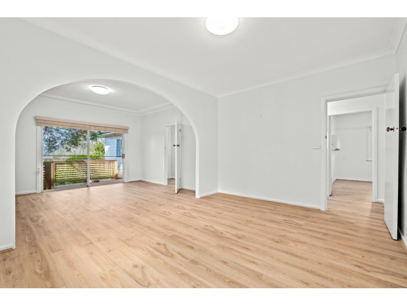 56 Albany Street, Point Frederick NSW 2250