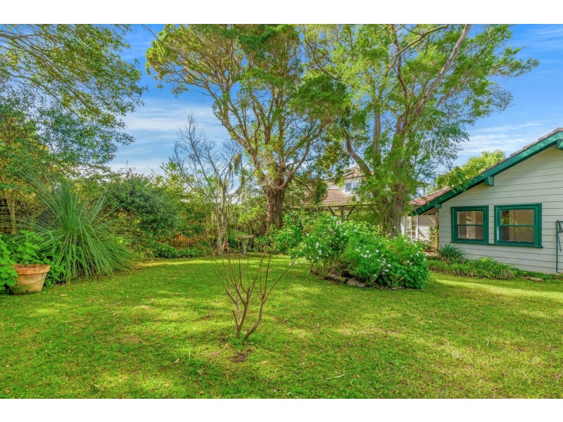 56 Albany Street, Point Frederick NSW 2250