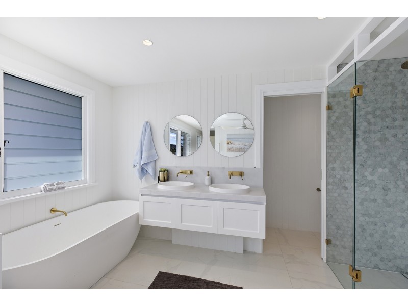 71 Hilltop Road, Wamberal NSW 2260