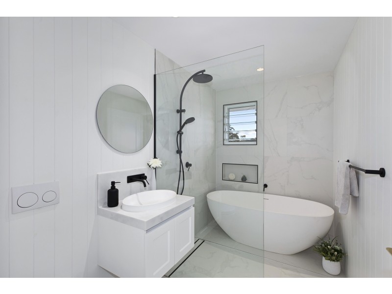 71 Hilltop Road, Wamberal NSW 2260