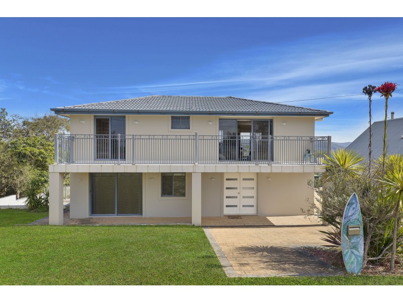 1 Yumbool Close, Forresters Beach NSW 2260
