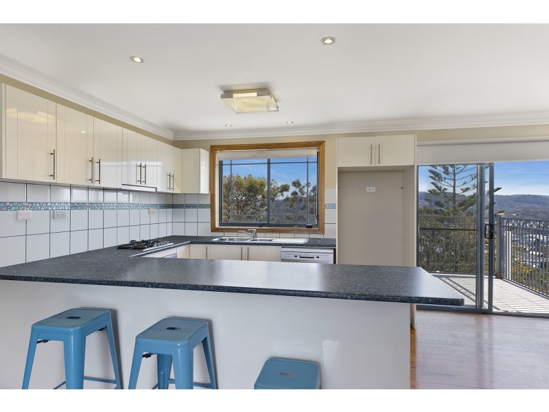 1 Yumbool Close, Forresters Beach NSW 2260