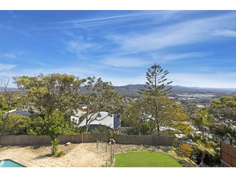 1 Yumbool Close, Forresters Beach NSW 2260