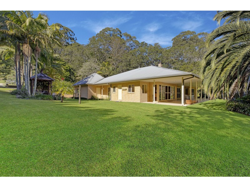 243 Oak Road, Matcham NSW 2250