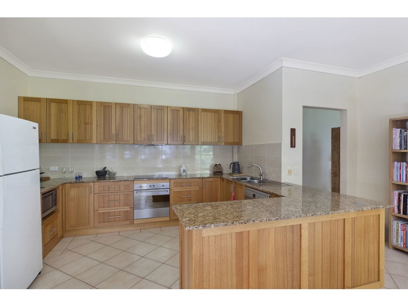 243 Oak Road, Matcham NSW 2250