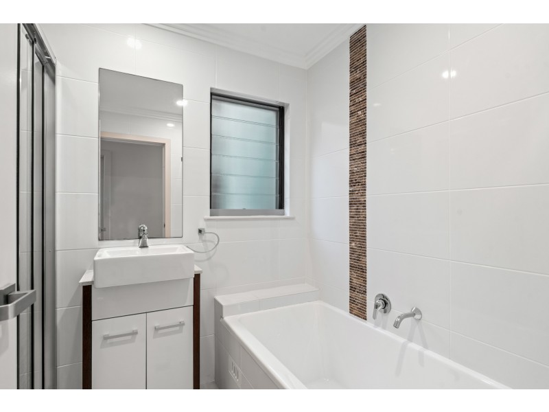 1/11 Hillcrest Street, Terrigal NSW 2260