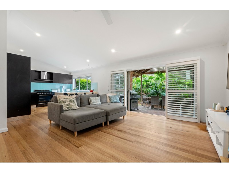 1/2 Anniversary Avenue, Terrigal NSW 2260