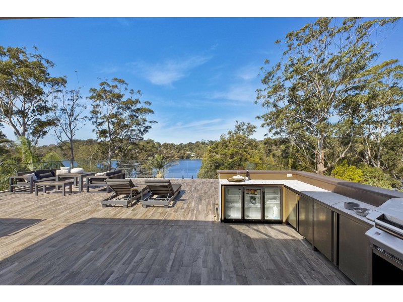 1/245 The Round Drive, Avoca Beach NSW 2251