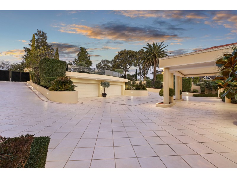 32 Albany Street, Point Frederick NSW 2250