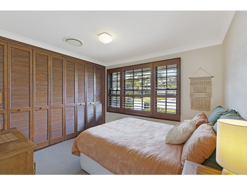 14 Windsor Road, Wamberal NSW 2260