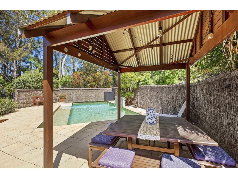 14 Windsor Road, Wamberal NSW 2260