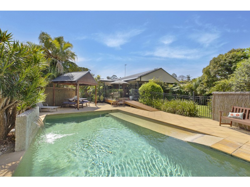 14 Windsor Road, Wamberal NSW 2260