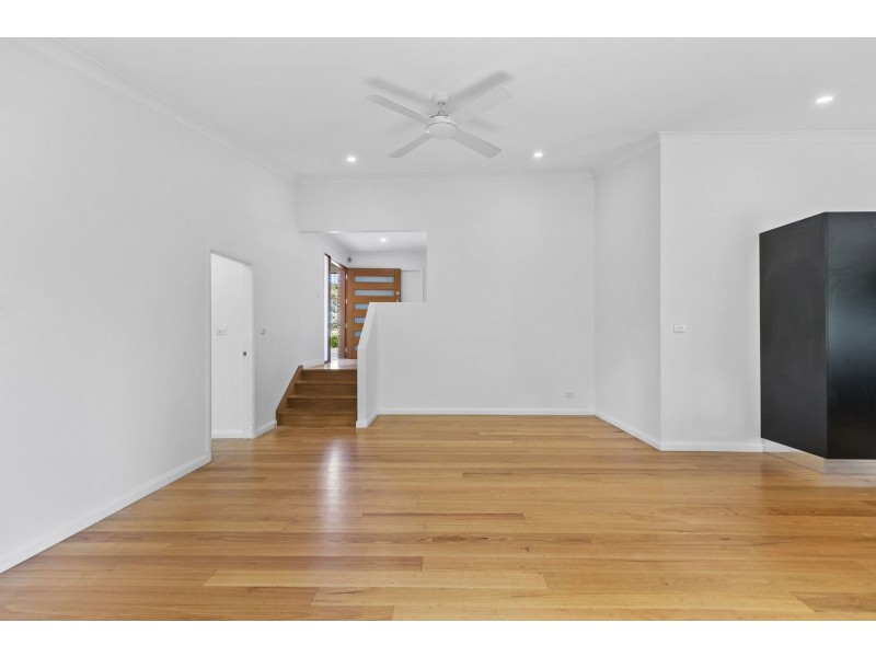 1/2 Anniversary Avenue, Terrigal NSW 2260