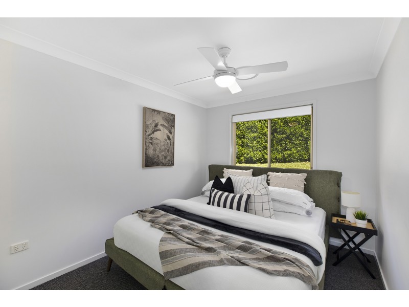 1 Oak Road, Matcham NSW 2250