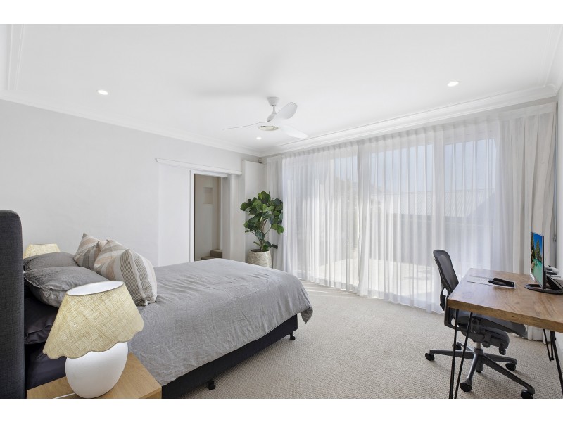 22 Clairvoux Road, Wamberal NSW 2260