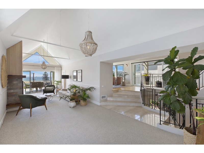 22 Clairvoux Road, Wamberal NSW 2260