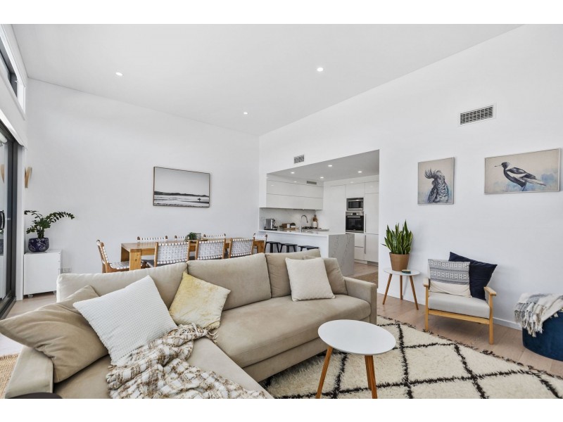 1/65 Scenic Highway, Terrigal NSW 2260