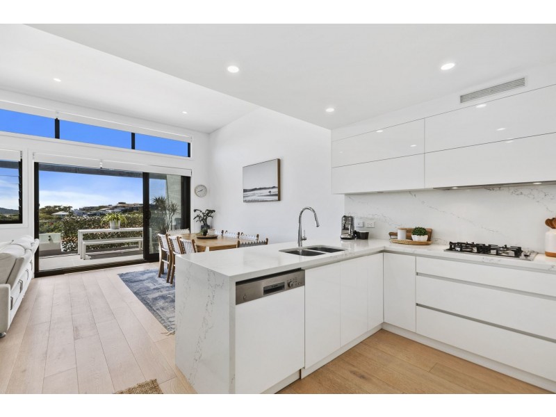 1/65 Scenic Highway, Terrigal NSW 2260