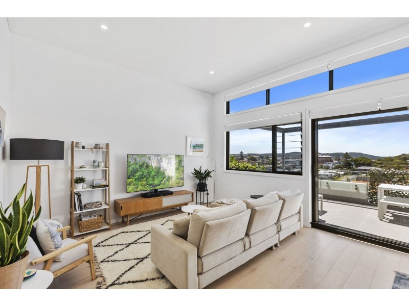 1/65 Scenic Highway, Terrigal NSW 2260