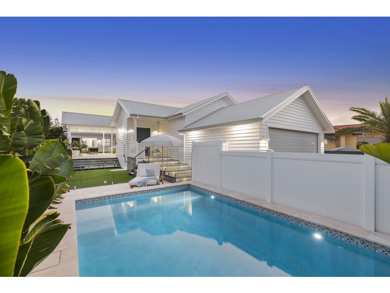 15 Leonard Street, The Entrance North NSW 2261