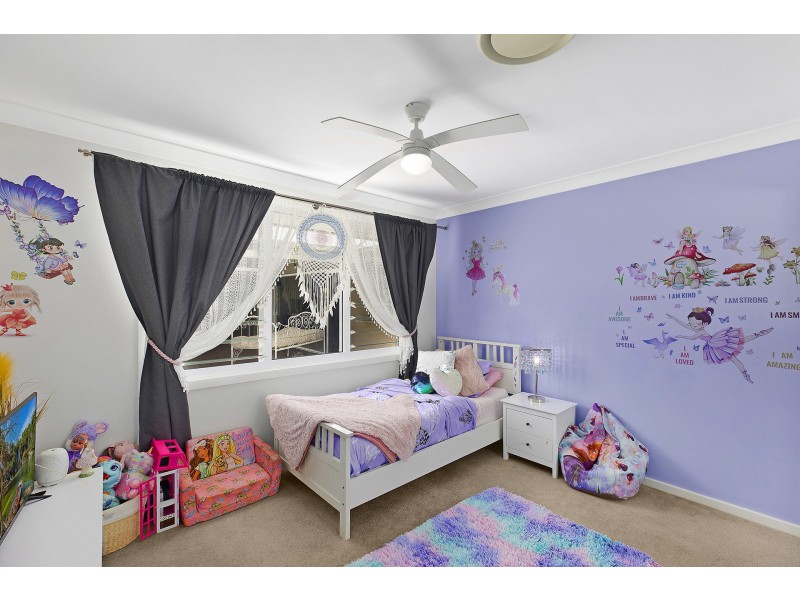 6 Hayley Close, Tumbi Umbi NSW 2261