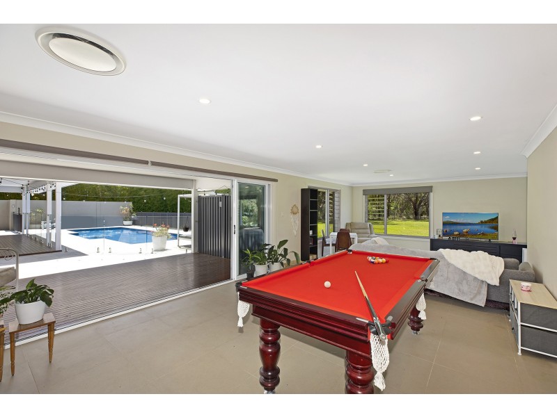 6 Hayley Close, Tumbi Umbi NSW 2261