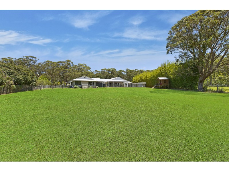 6 Hayley Close, Tumbi Umbi NSW 2261