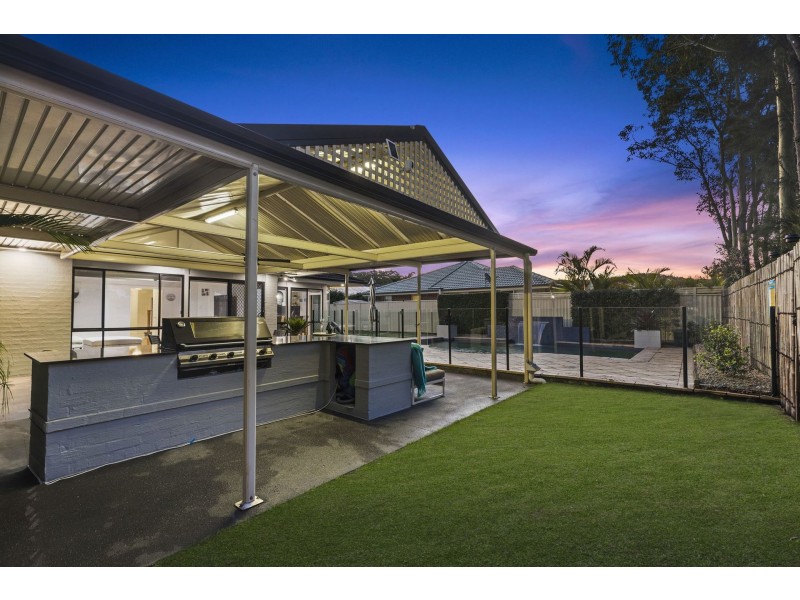 4 Shearwater Street, Tumbi Umbi NSW 2261