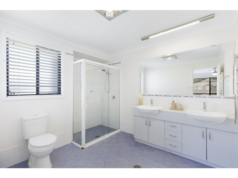 4 Shearwater Street, Tumbi Umbi NSW 2261