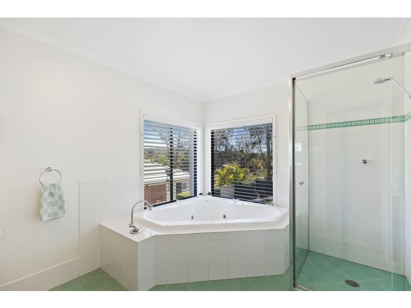 4 Shearwater Street, Tumbi Umbi NSW 2261