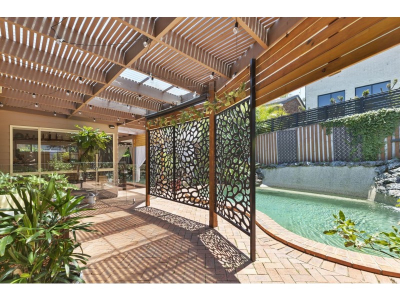 18 Stratford Park Drive, Terrigal NSW 2260