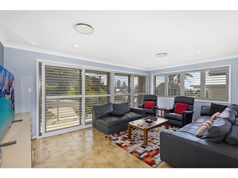 7 View Street, North Avoca NSW 2260