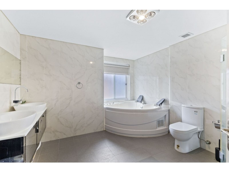 88 Riviera Avenue, Terrigal NSW 2260