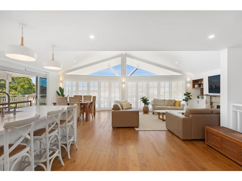 1 Buttaba Road, Brightwaters NSW 2264