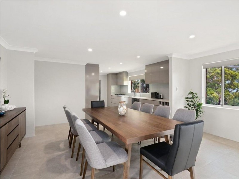 21 Bellevue Crescent, North Avoca NSW 2260