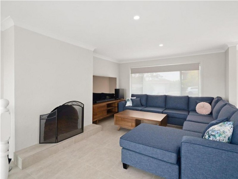 21 Bellevue Crescent, North Avoca NSW 2260