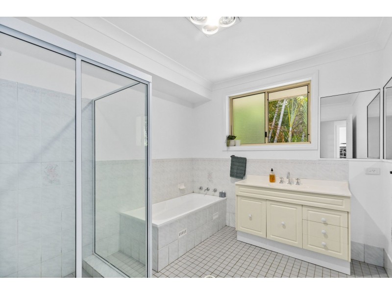 2/9 Sacha Terrace, Terrigal NSW 2260