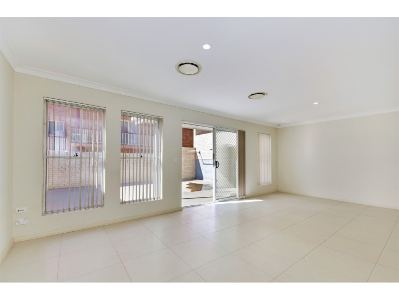 2/12 Barrington Road, Terrigal NSW 2260